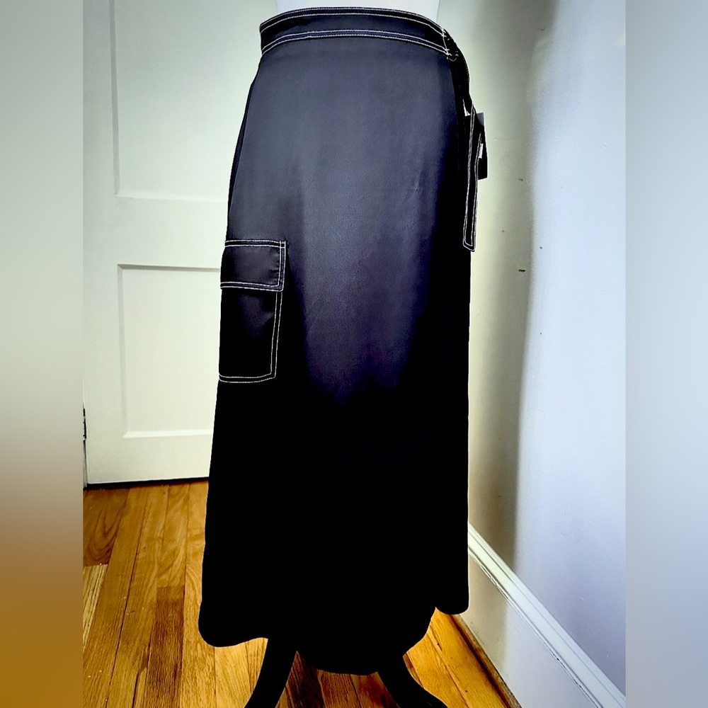 Vince Camuto Cargo Pocket Belted Midi Faux Wrap Skirt in Rich Black